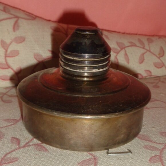 RARE-ANTIQUE SHERIDAN SILVER PLATE OIL LANTERN POT-APPROX. 3" x 2"-WORKS FINE. - Picture 4 of 4